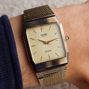 SOLD : Seiko Dolce Tank 6030-5530 JDM Square Dress Watch Champagne Unisex 27mm